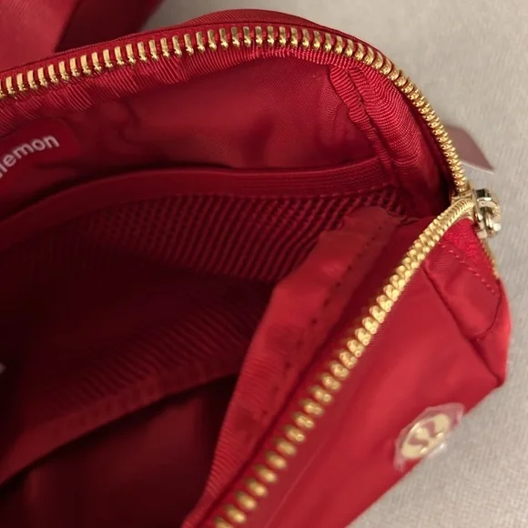 Lululemon Lunar New Year Everywhere Belt Bag 1L - Picture 7 of 8